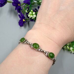 Green Genuine Jade Cabochon Stone Silver Plated Vintage Bracelet